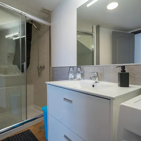 Frontline: 2 Bedrooms, Incredible Views With Large Terrace Santa Cruz de Tenerife