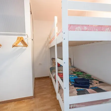 Frontline: 2 Bedrooms, Incredible Views With Large Terrace Сasa de vacaciones *