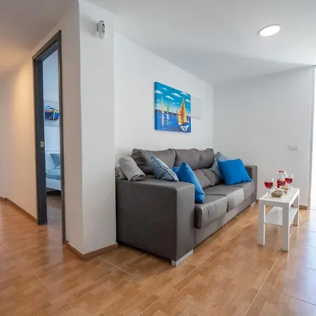 Frontline: 2 Bedrooms, Incredible Views With Large Terrace Сasa de vacaciones