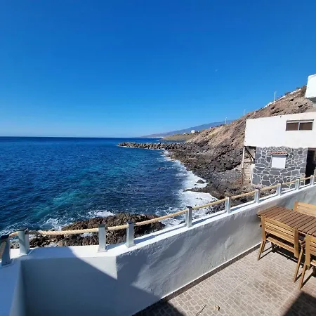 Frontline: 2 Bedrooms, Incredible Views With Large Terrace